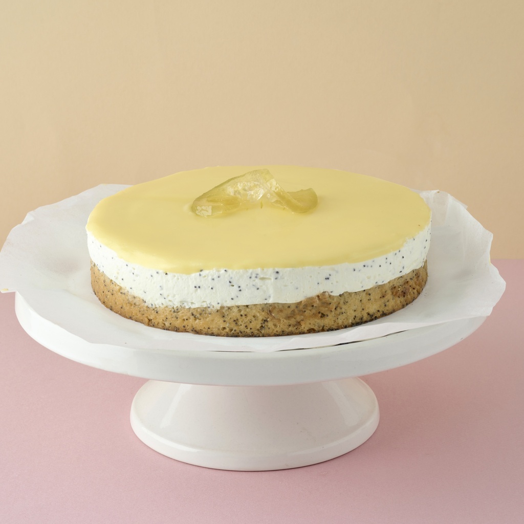 Lemon poppy seed cake