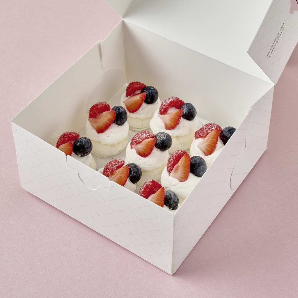 Mini Pavlova Box