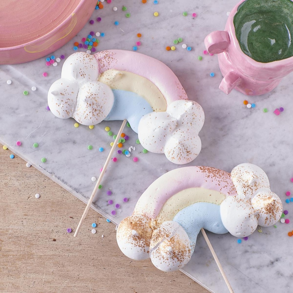 Rainbow Meringue Lolly
